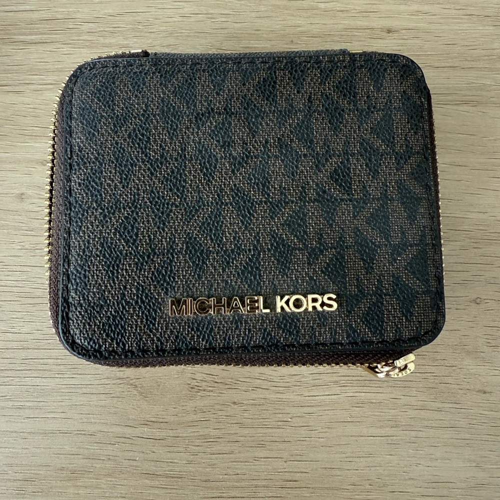 Michael Kors Brown jewelry box with Gold Accents